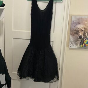 Elegant Black woman board in a boutique in Soho NYC just stunning size 7